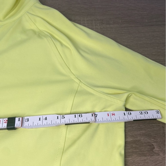 Lou & Grey Long Sleeve Zip Up Women’s Small Neon Yellow Spandex Athletic Sweater - Picture 13 of 15